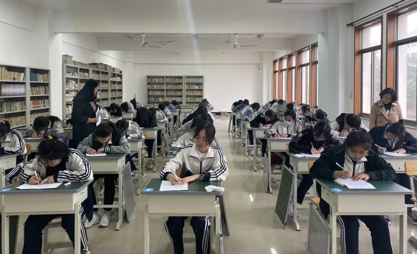 1.webp (1).jpg 1.webp (1).jpg